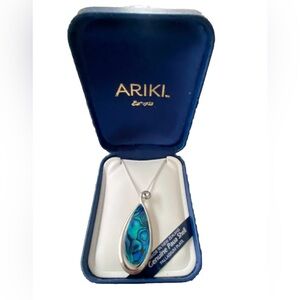 Genuine ARIKI Paua Shell & Palladium Plate Hook Pendant Necklace 10in. In Box